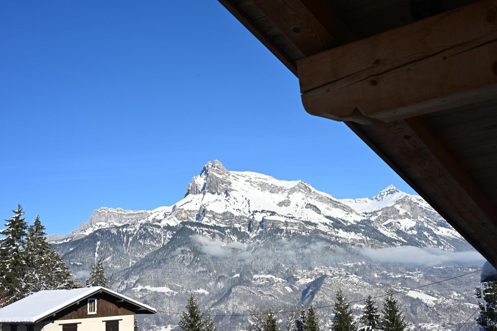 Chalet Montana コンブルー エクステリア 写真